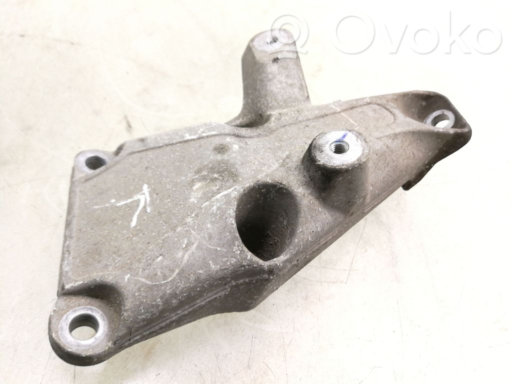 BMW 1 E81 E87 Supporto di montaggio del motore (usato) 
