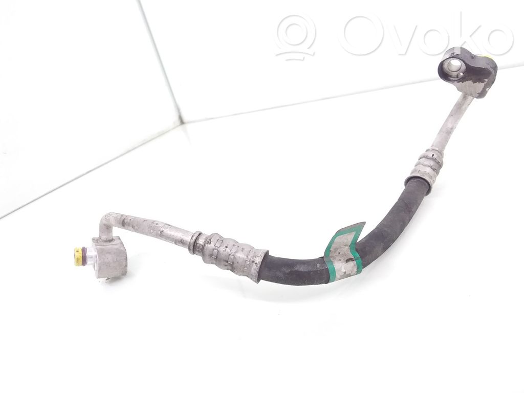 Ilmastointilaitteen putki (A/C)   3400403,64533400403