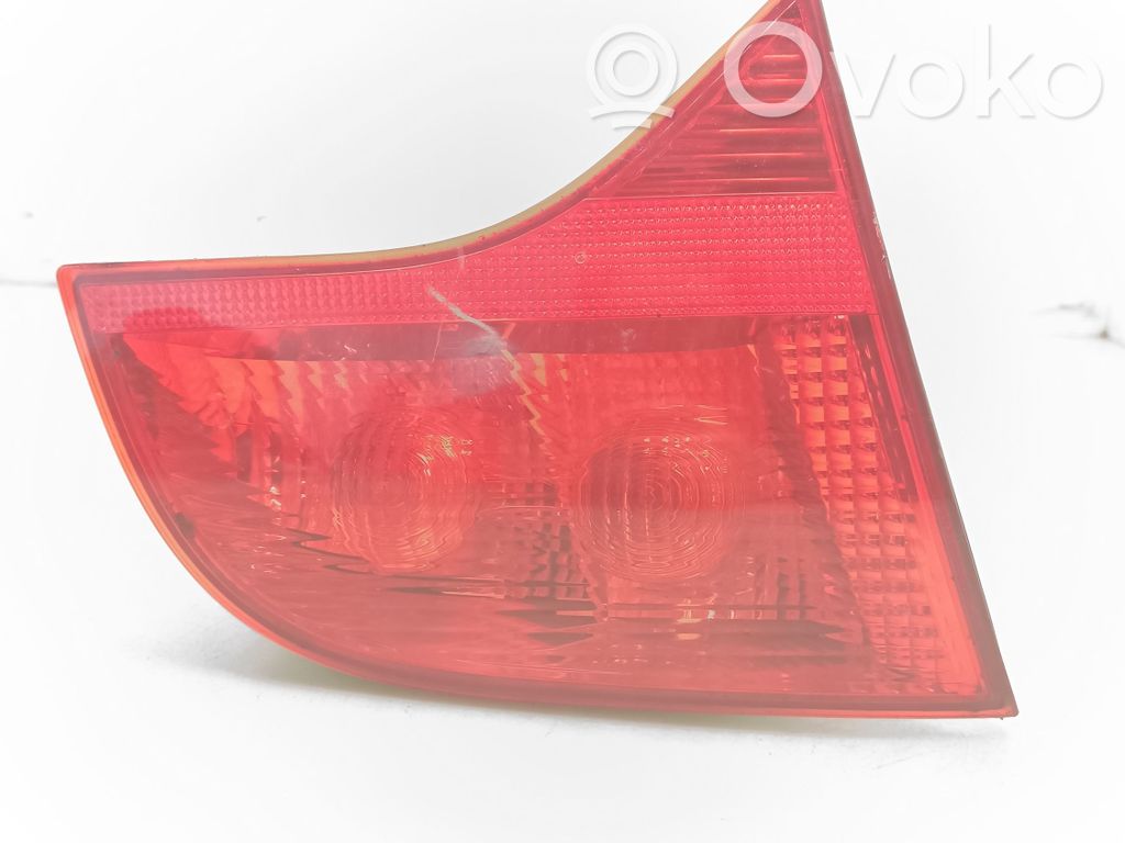Audi A4 S4 B7 8E 8H Lampă spate în capacul portbagajului 