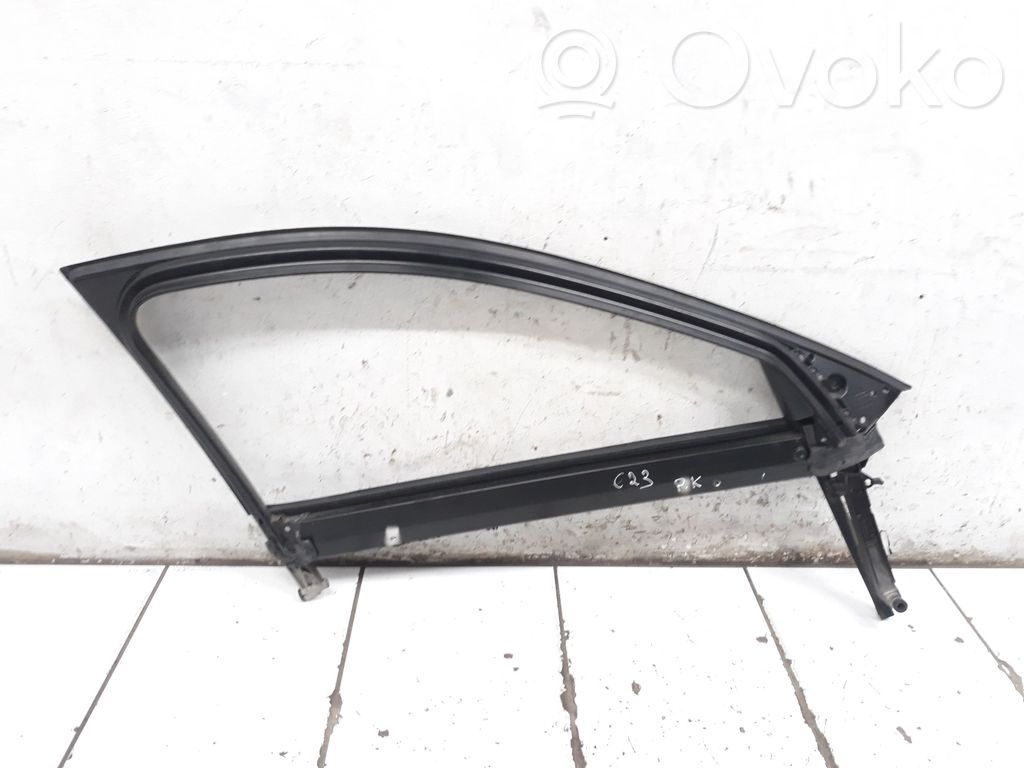 Audi A3 S3 A3 Sportback 8P Ramka szyby drzwi przednich 