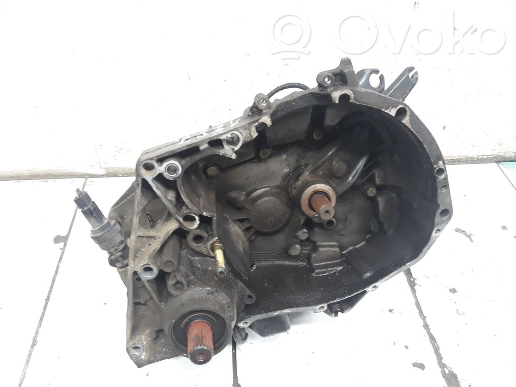Renault Clio II Boîte de vitesses manuelle à 5 vitesses 
