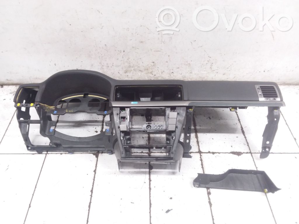 Opel Vectra C Panelis 