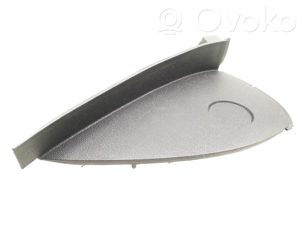BMW 1 E81 E87 Dashboard side end trim 