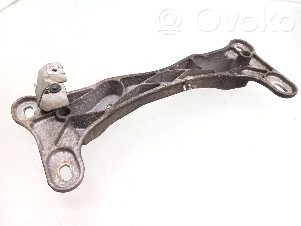 BMW 1 E81 E87 Gearbox mounting bracket 