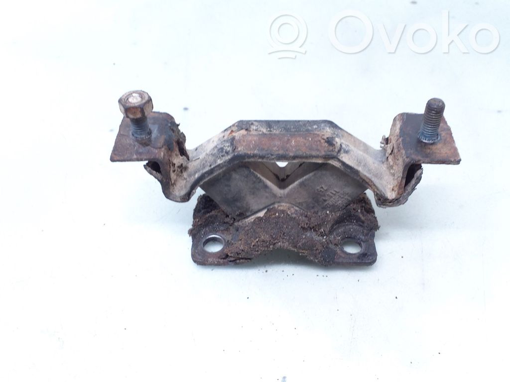 Opel Omega B1 Gearbox mount 
