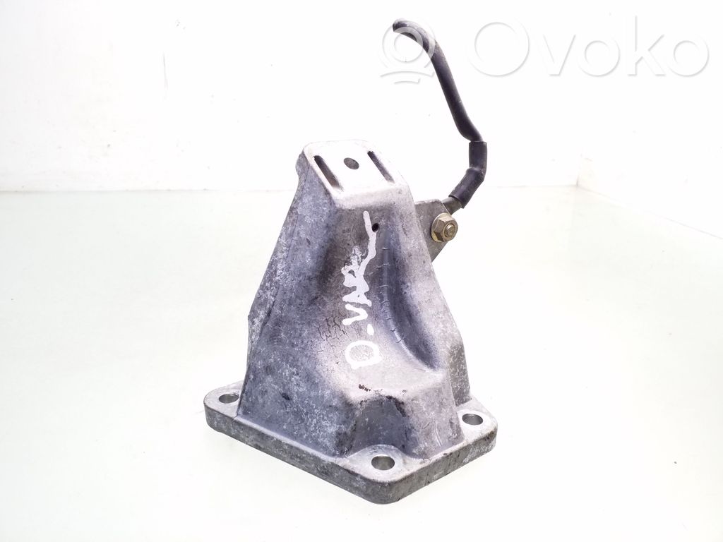 Audi A6 S6 C5 4B Engine mounting bracket 