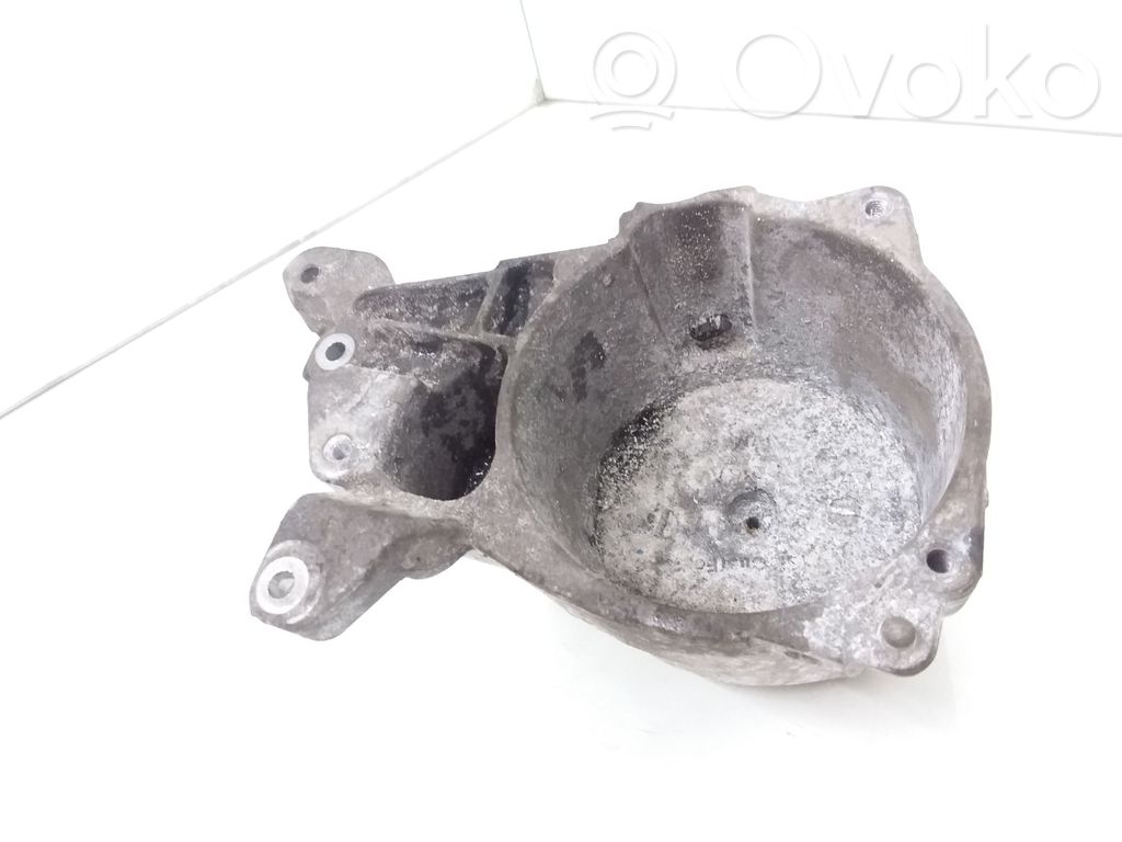 Volvo V40 Cross country Halterung Kraftstofffilter 