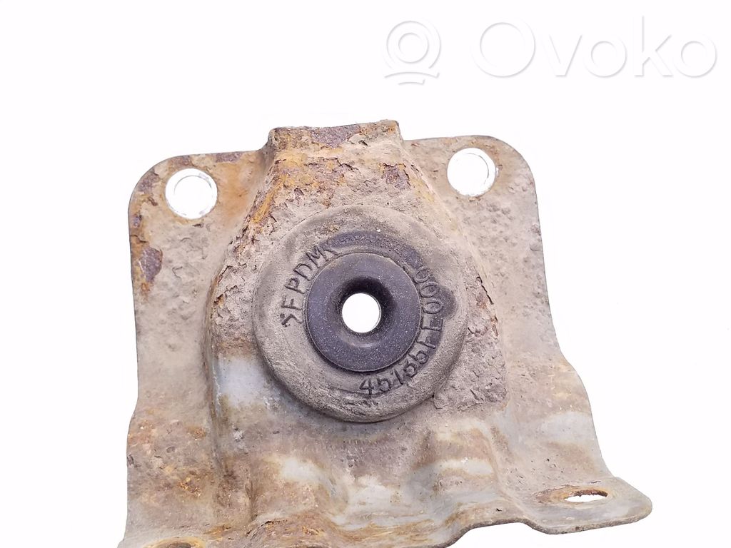 Subaru Forester SH Radiator mount bracket 