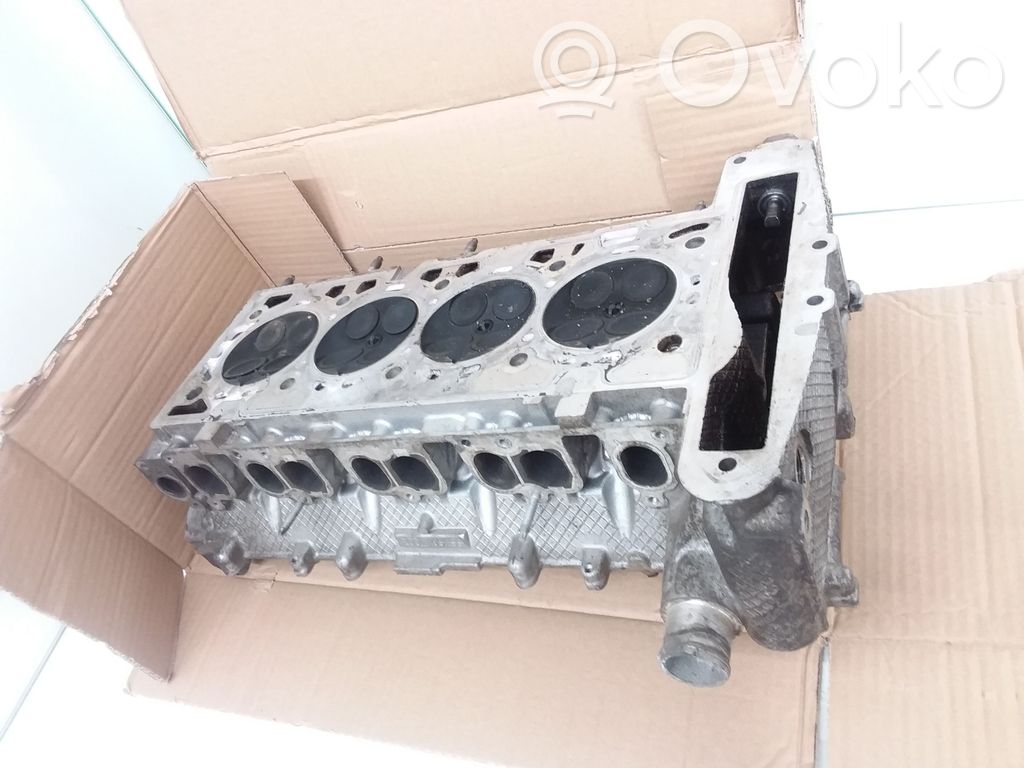 Opel Zafira B Engine head 