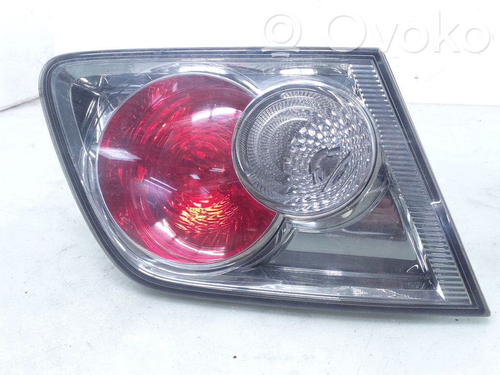 Tailgate rear/tail lights