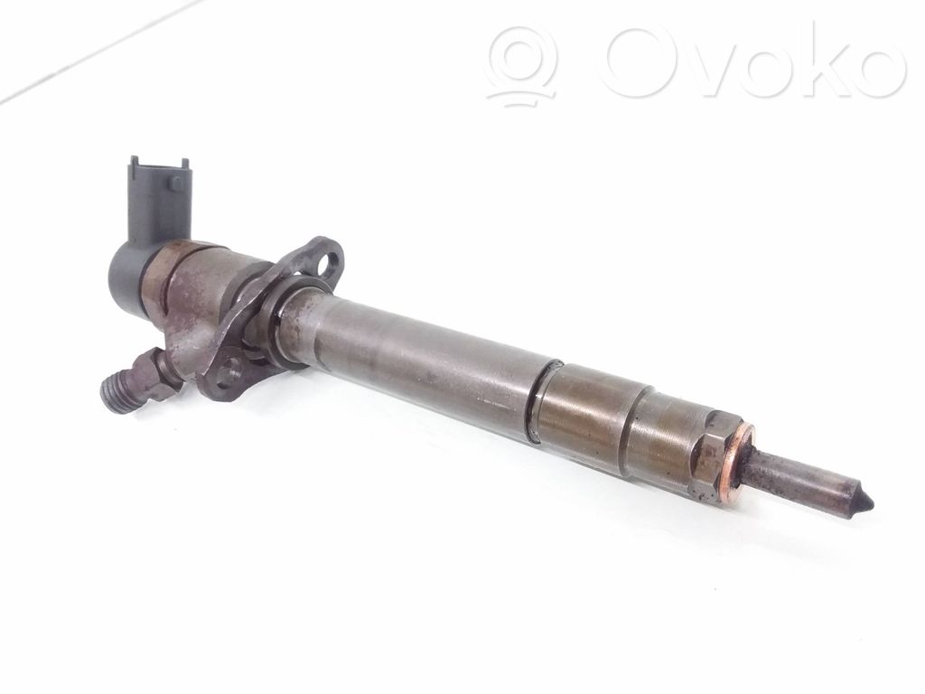 Inyector de combustible   8658352,0445110078