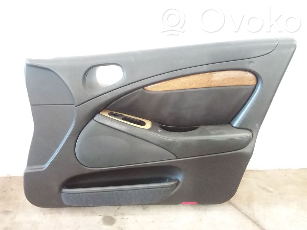Jaguar S-Type Etuoven verhoilu 