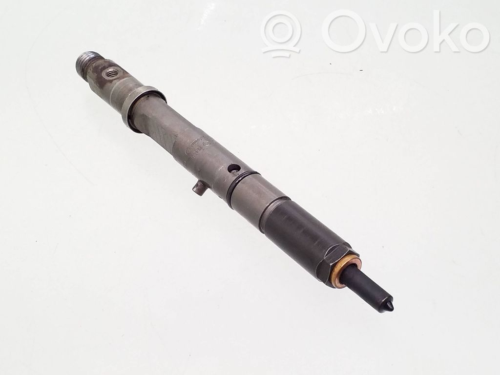 Inyector de combustible   059130201F