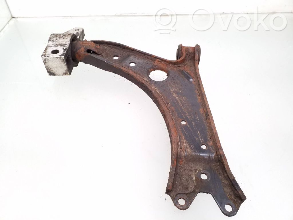 Volkswagen Golf V Basculă inferioară față 