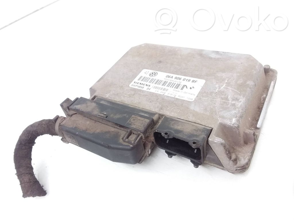 Engine control unit/module   06A906019BF,5WP4858