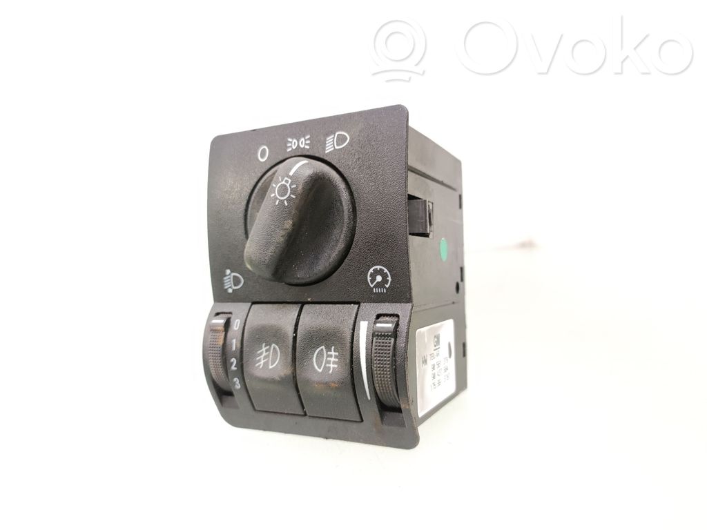 Opel Zafira A Interruptor de luz 