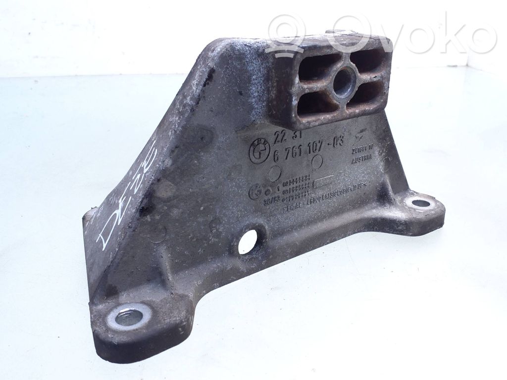 BMW 5 E60 E61 Gearbox mounting bracket 