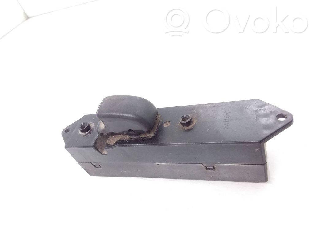 Mitsubishi Pajero Sport I Electric window control switch 
