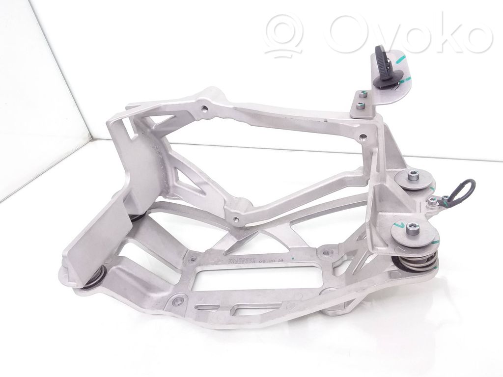 Soporte de montaje del compresor de A/C   32352687