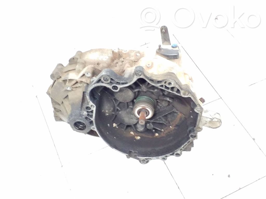 Volvo S70  V70  V70 XC Manual 5 speed gearbox 