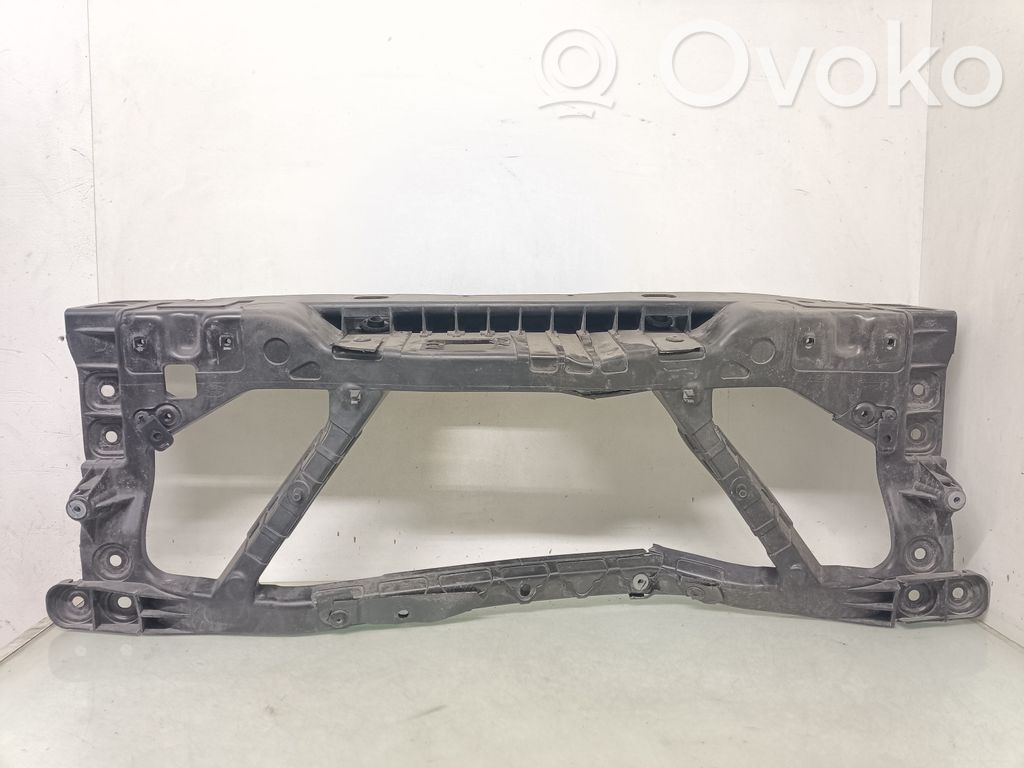 Panel mocowania chłodnicy / góra   L8B216E144A