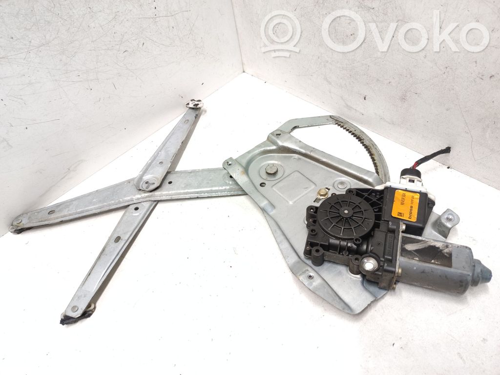 Opel Omega B1 Etuoven ikkunan nostin moottorilla 