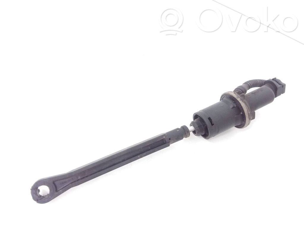 Citroen C4 I Clutch master cylinder 