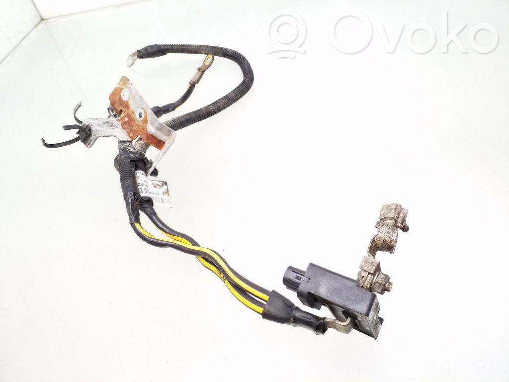 Nissan Pulsar Minus / Klema / Przewód akumulatora 