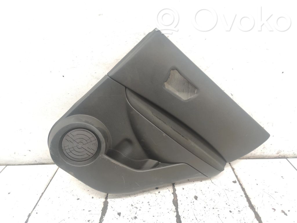 Nissan Qashqai Rivestimento del pannello della portiera posteriore 