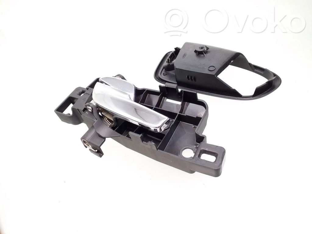 Manecilla interna puerta delantera   6M21U22601BB,7S71A22601BB,6M21U226A37BBW,6M21U22601BB,6M21U226A37BBW,7S71A22601BB