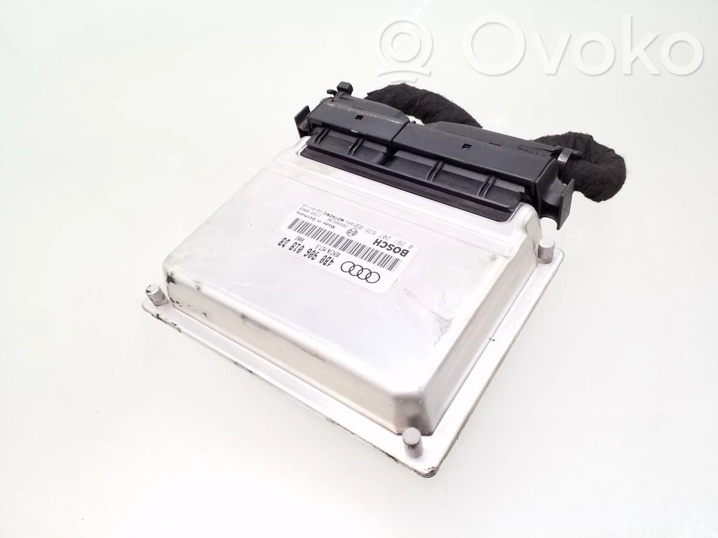 Unidad de control/módulo del motor   4B0906018DB,0261207635