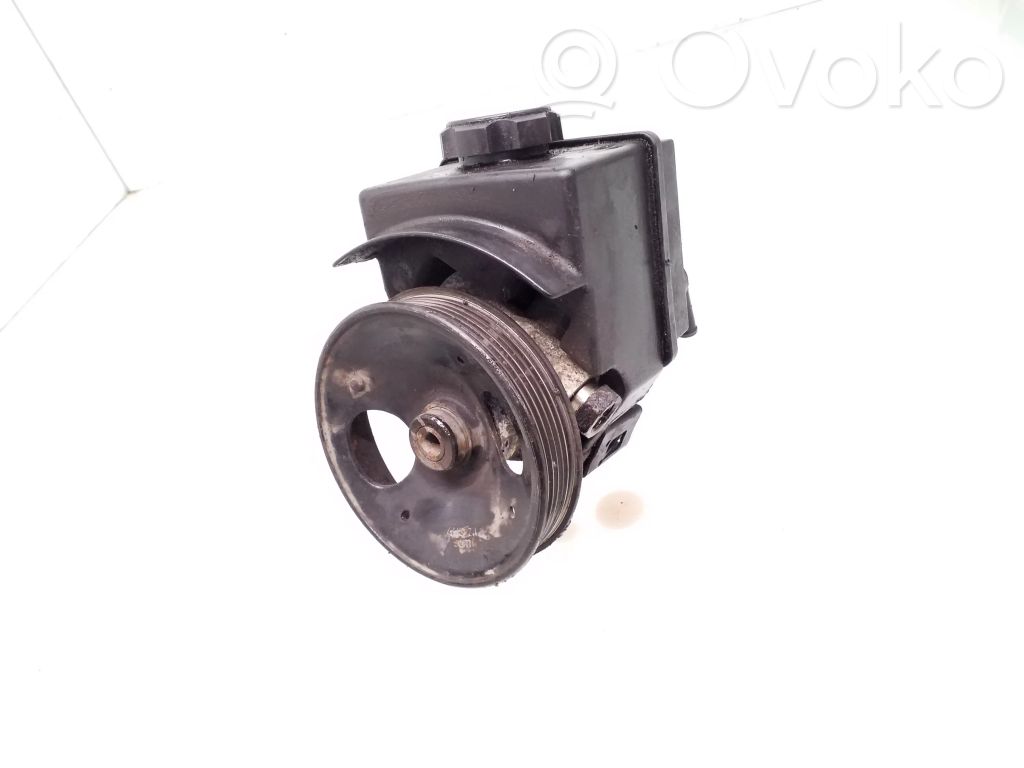 Volvo S70  V70  V70 XC Ohjaustehostimen pumppu 