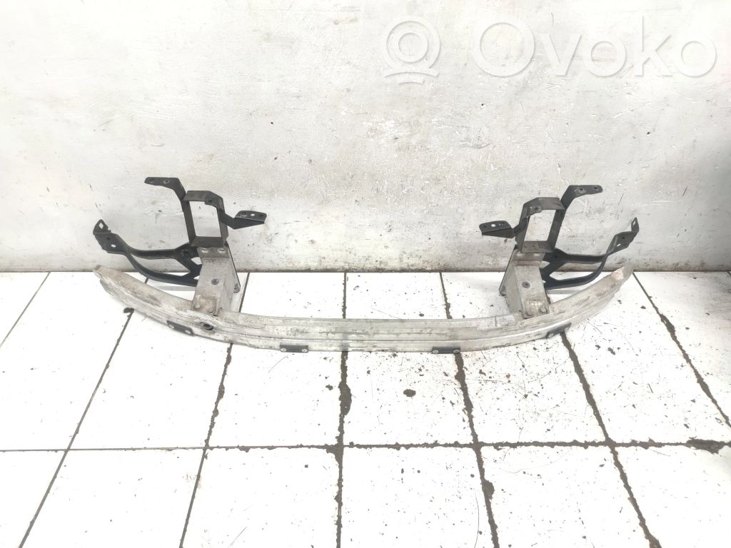Travesaño del parachoques delantero   7033696