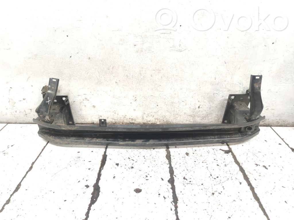 Volkswagen Golf VII Priekšpusē bampera sija / balka 