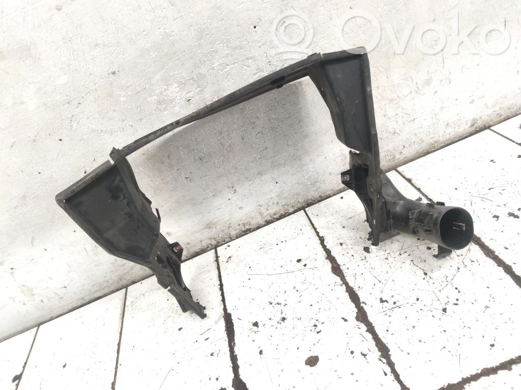 BMW 5 E60 E61 Radiator cooling fan shroud 
