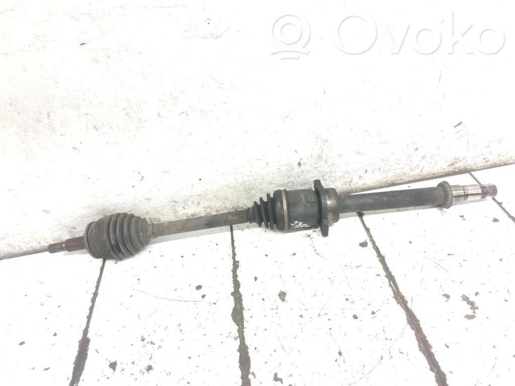 Toyota Auris 150 Półoś przednia 