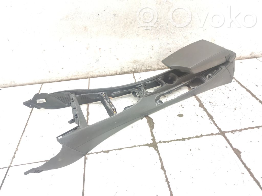 BMW 1 E81 E87 Armrest 