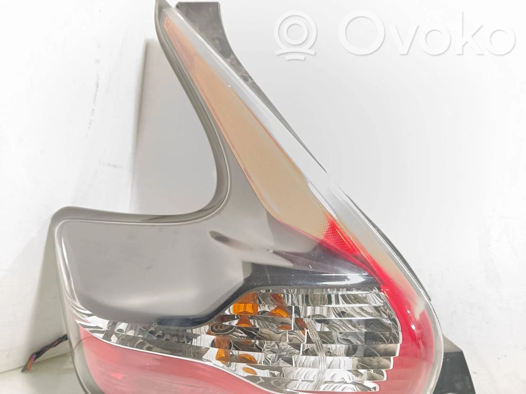 Nissan Juke I F15 Lampa tylna 