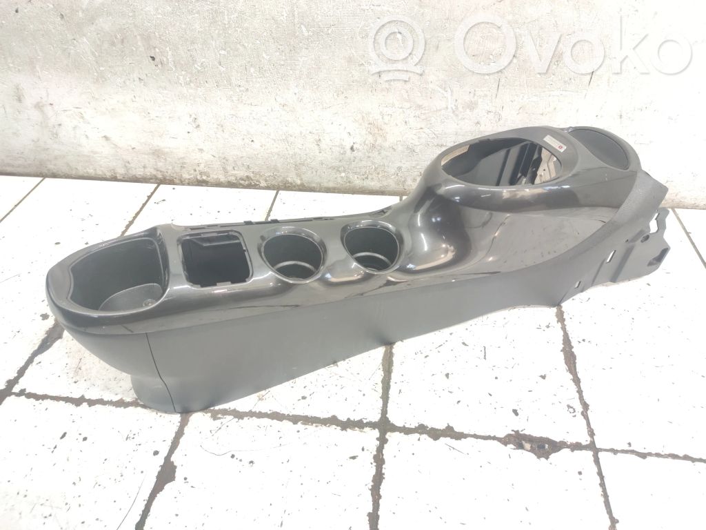 Nissan Juke I F15 Center console 
