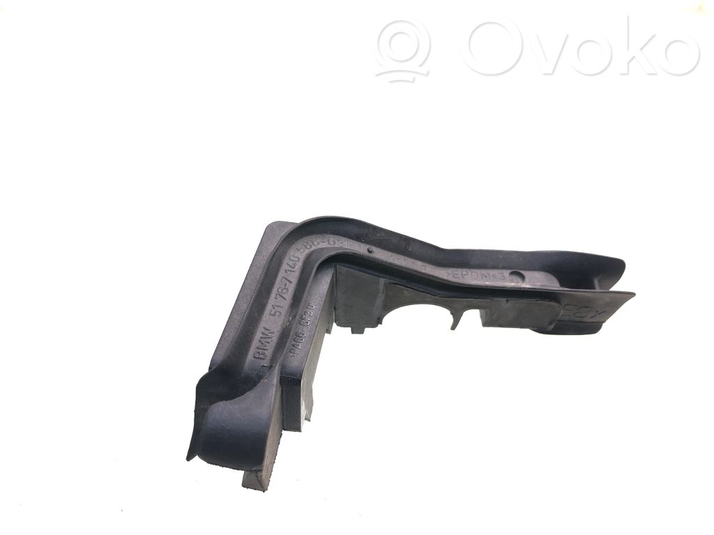 BMW 1 E81 E87 Engine compartment rubber 