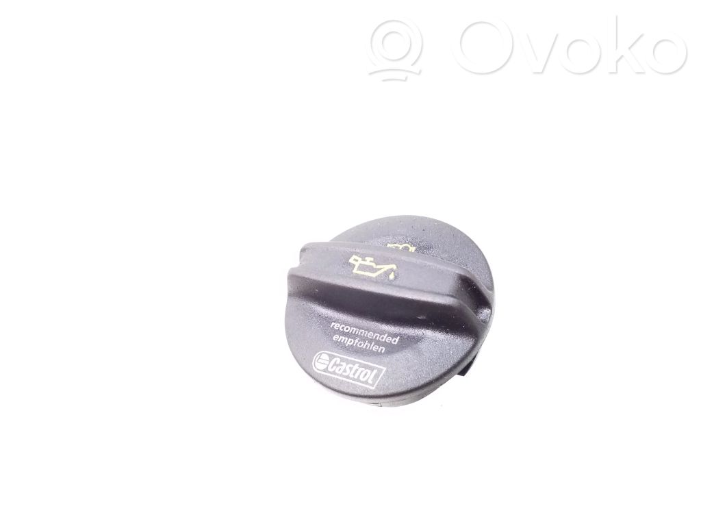 Volkswagen Golf VII Oil filler cap 