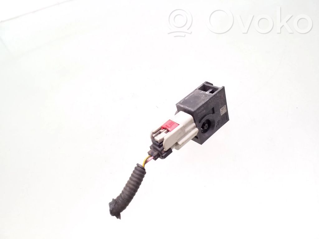Chevrolet Captiva Airbagsensor Crashsensor Drucksensor 
