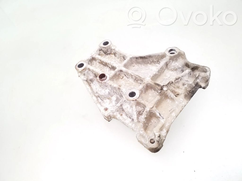 Alfa Romeo 156 A/C compressor mount bracket 