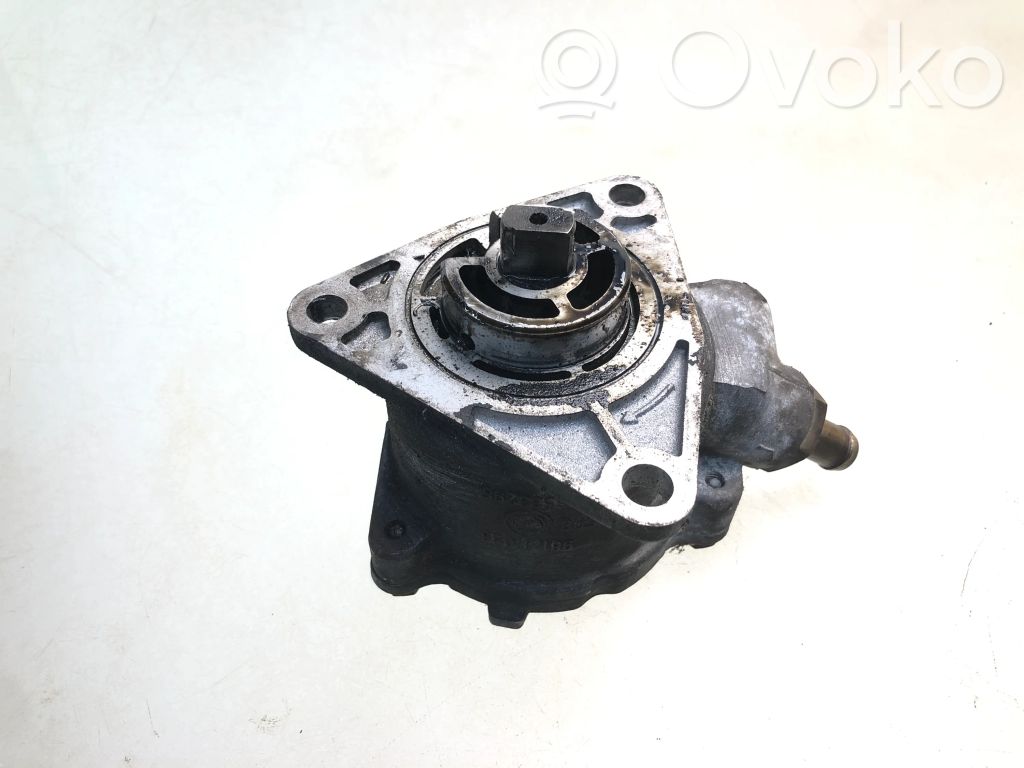 Alfa Romeo 156 Vacuum pump 