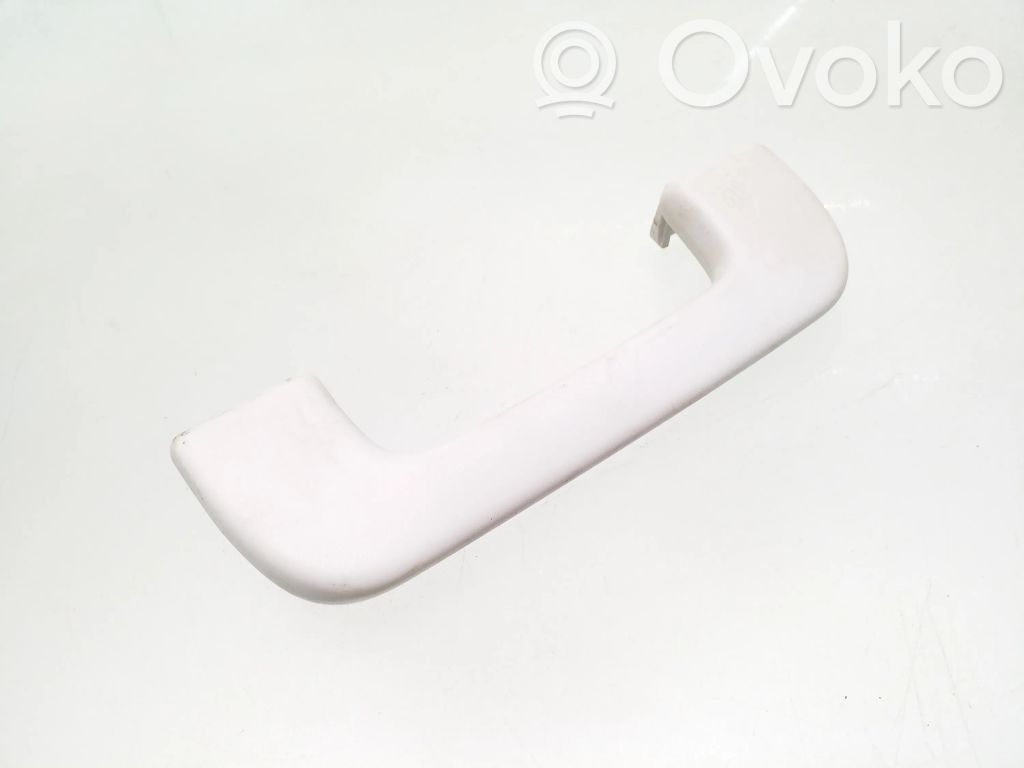Asidero interior delantero   8V0857607