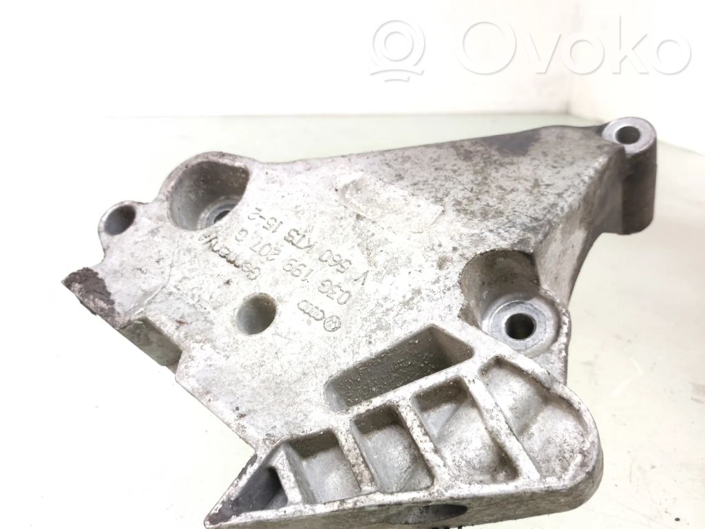Volkswagen Caddy Supporto di montaggio del motore (usato)