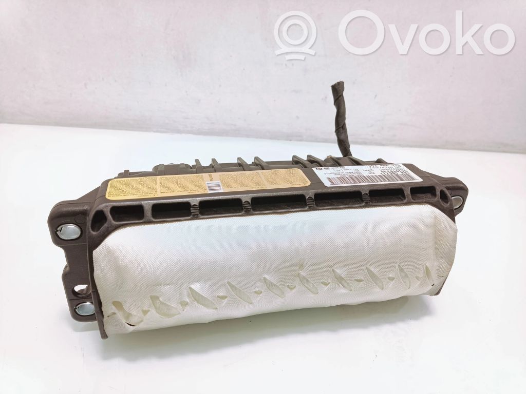 Volkswagen PASSAT B7 Airbag del passeggero