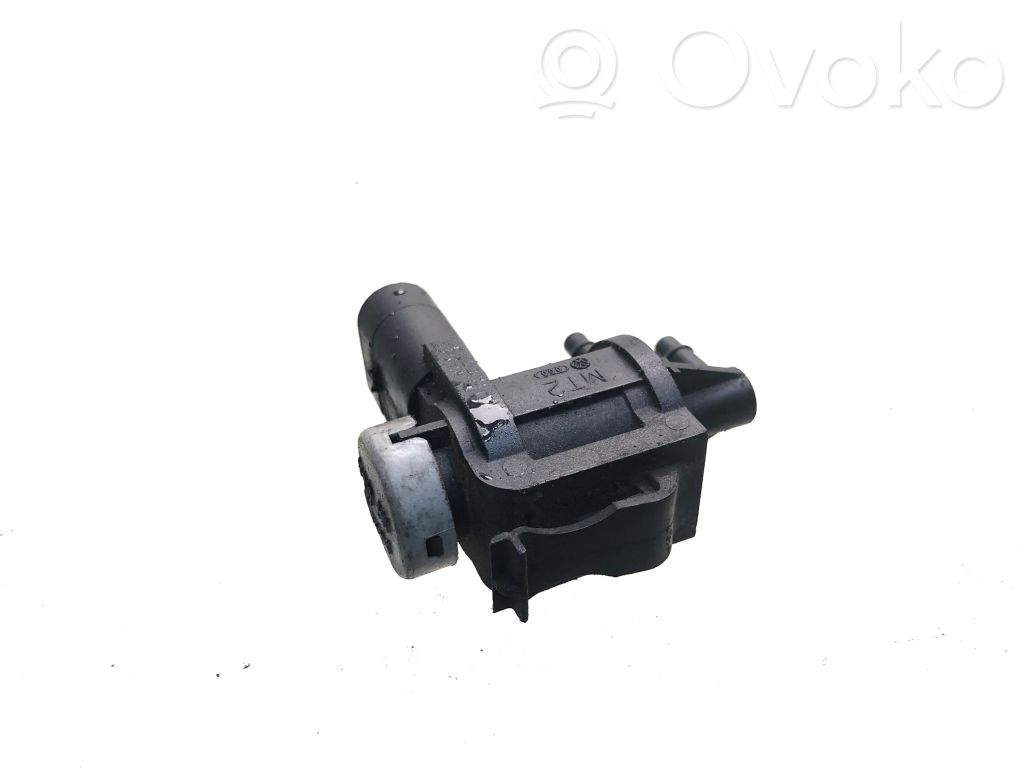 Audi A4 S4 B7 8E 8H Electrovanne Soupape de Sûreté / Dépression