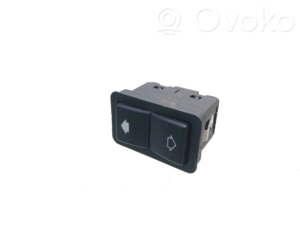 Interruptor del elevalunas eléctrico   8368974
