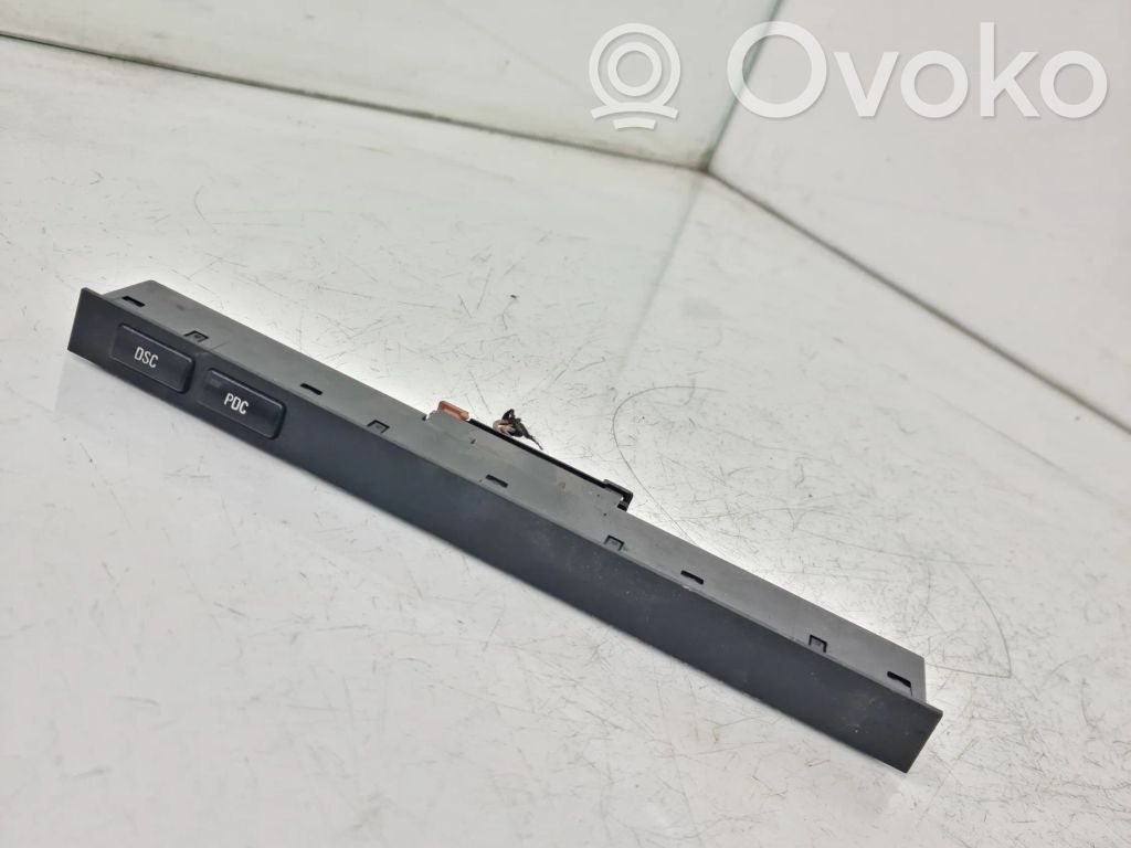 Boîtier de commande ASC / interrupteurs   61318373769,8373769